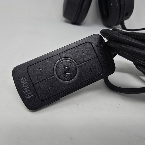 Fifine Ampligame H9 Black Wired 7.1 Virtual Surround Sound Gaming Headset - Picture 2 of 8